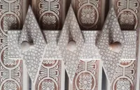 вешалка ромб 4 крючка 400*65мм горячего тиснения питон, пэм