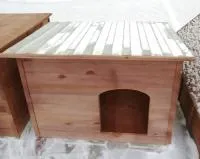 Будка для собак деревянная, с односкатной металлической крышей, крашеная, Банный Перец будка для собак деревянная, с односкатной металлической крышей, крашеная, банный перец